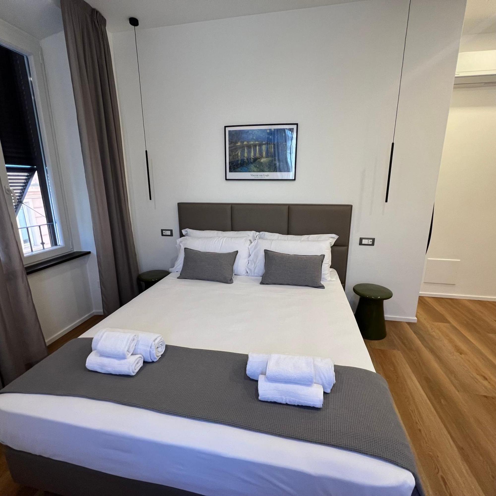 Sunrise Rooms ลาสเปเซีย ภายนอก รูปภาพ