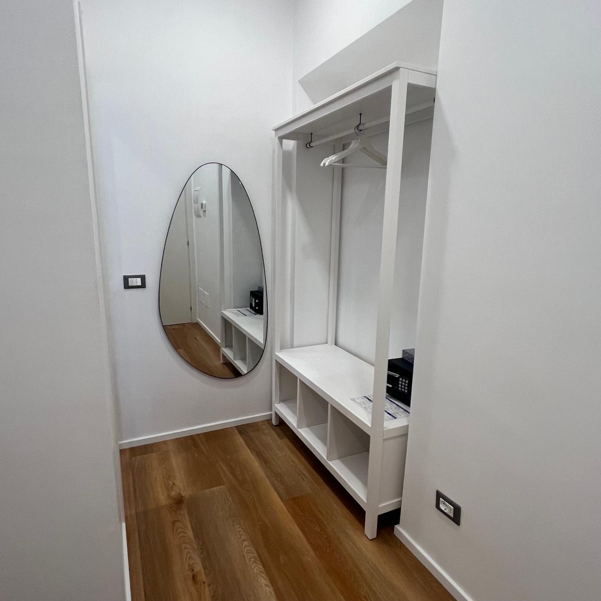 Sunrise Rooms ลาสเปเซีย ภายนอก รูปภาพ